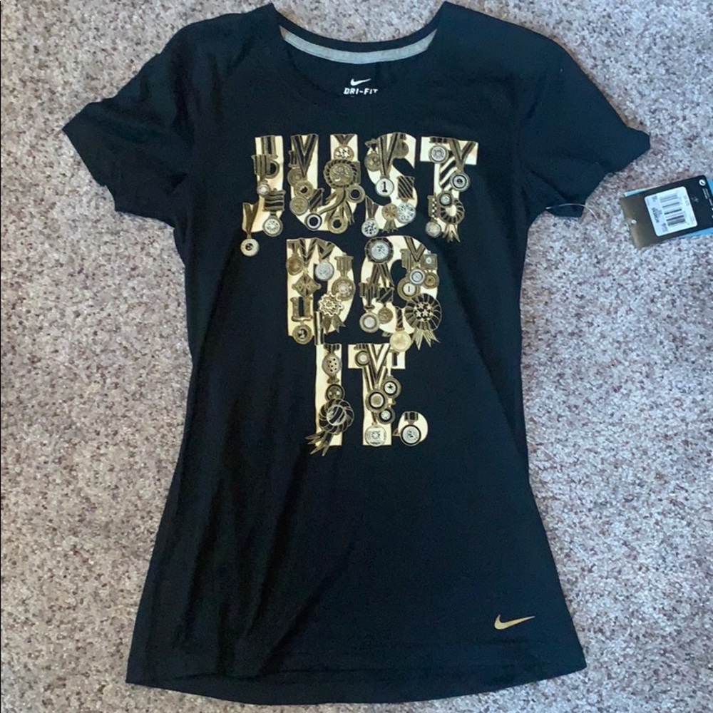 Nike dri-fit T-shirt